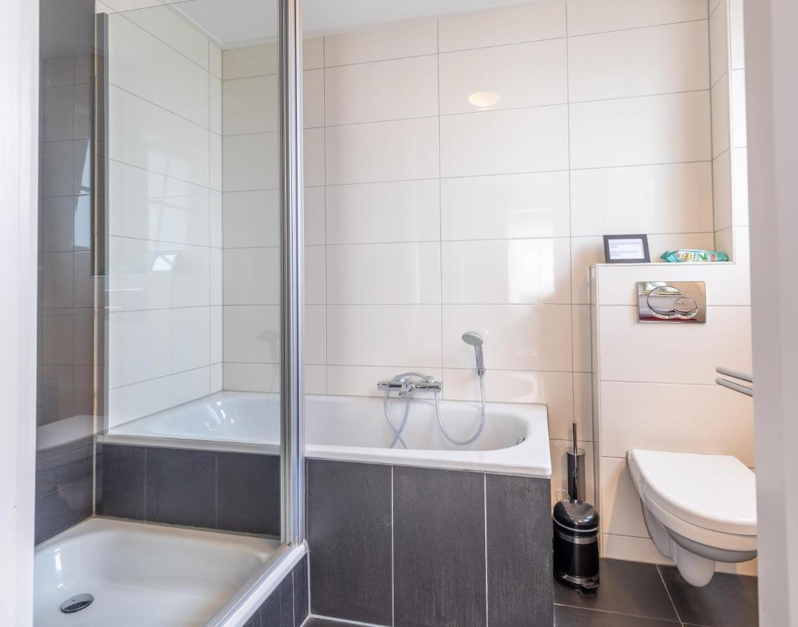 Huys Aan Zee Bed & Breakfast