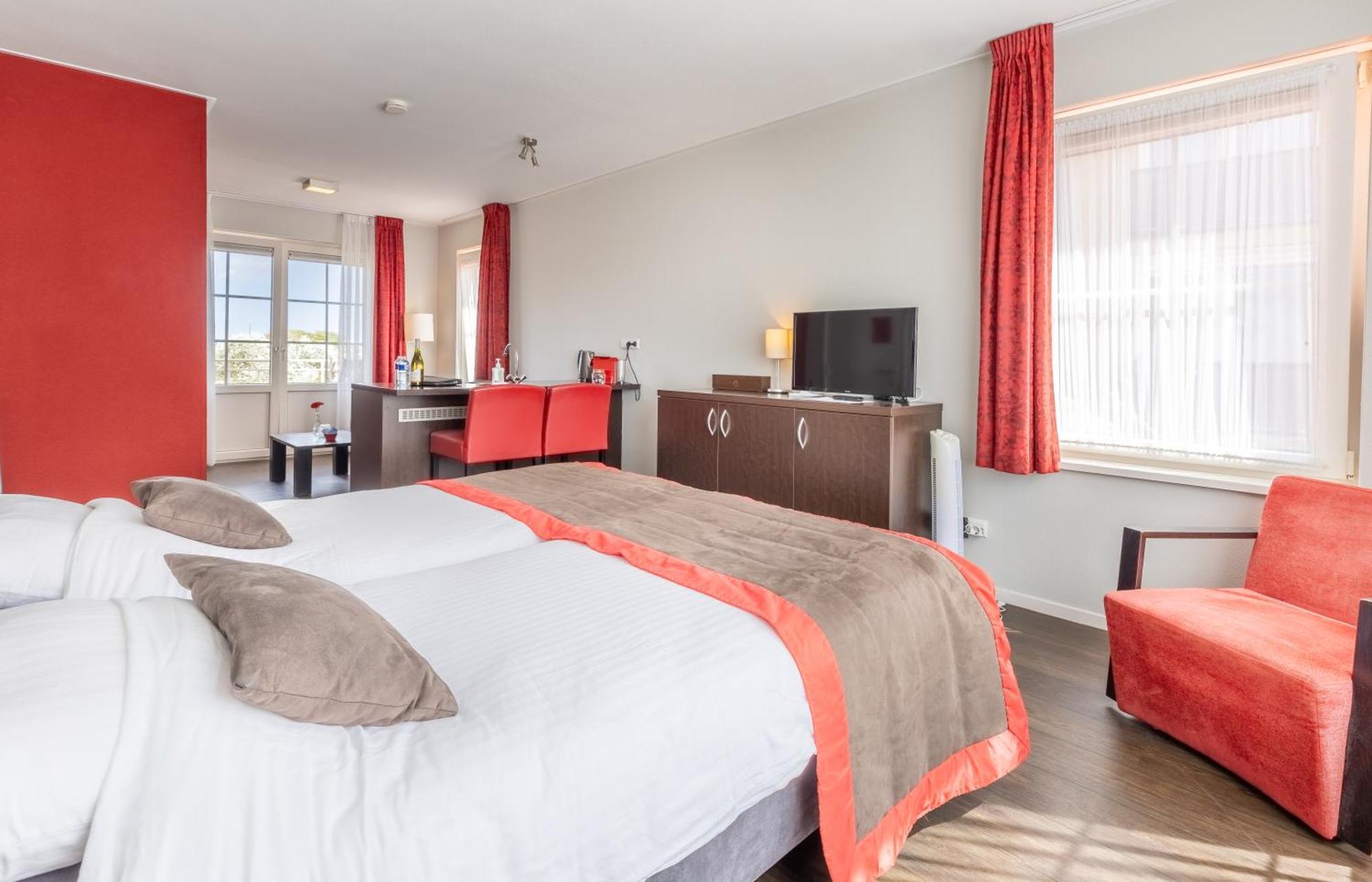 Huys Aan Zee Bed & Breakfast 4*